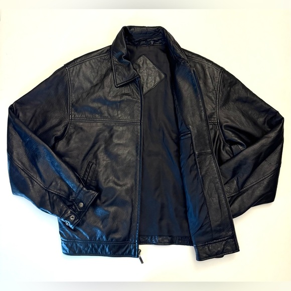 Roundtree & Yorke Men's Genuine Lamb Skin Lined Black Bomber Jacket Size- Medium - Picture 1 of 9